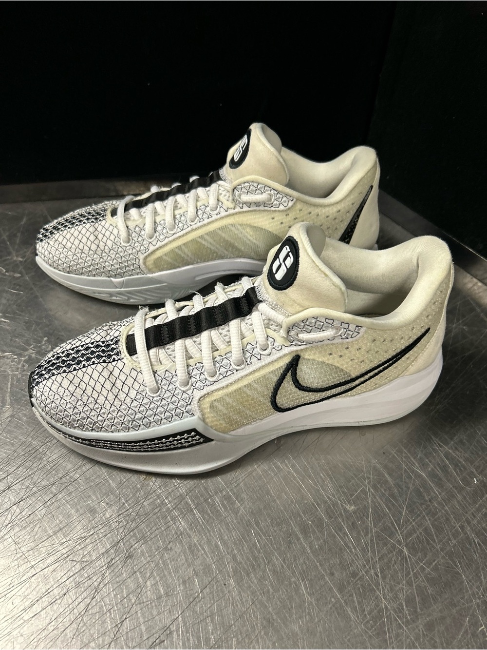 Nike Air Sabrina Size 7.5 Women